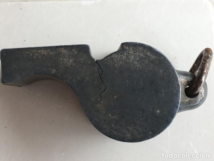 Militaria: silbos, silbatos - Foto 4