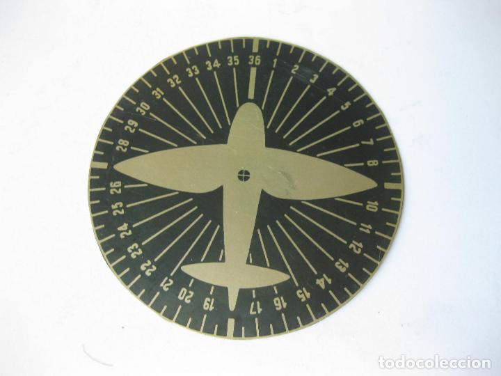 Militaria: PLACA DE ALUMINIO DE UNA BR&Uacute;JULA DE AVIACI&Oacute;N - Foto 1