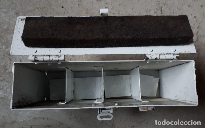 Militaria: Caja para granadas - Foto 3