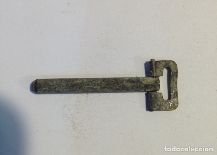 Militaria: PASADOR GRANADA PO. ORIGINAL DE &Eacute;POCA - Foto 1