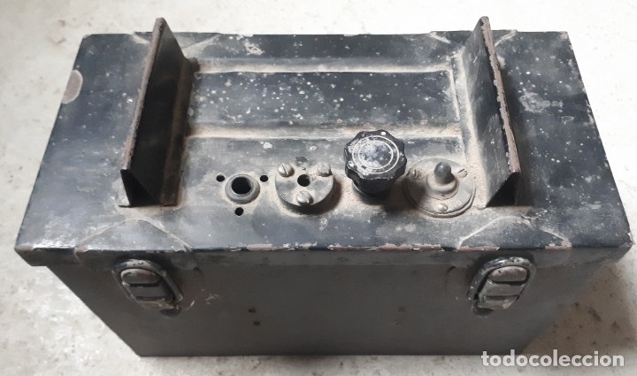 Militaria: Caja &iquest;tel&eacute;fono? de campa&ntilde;a - Foto 1
