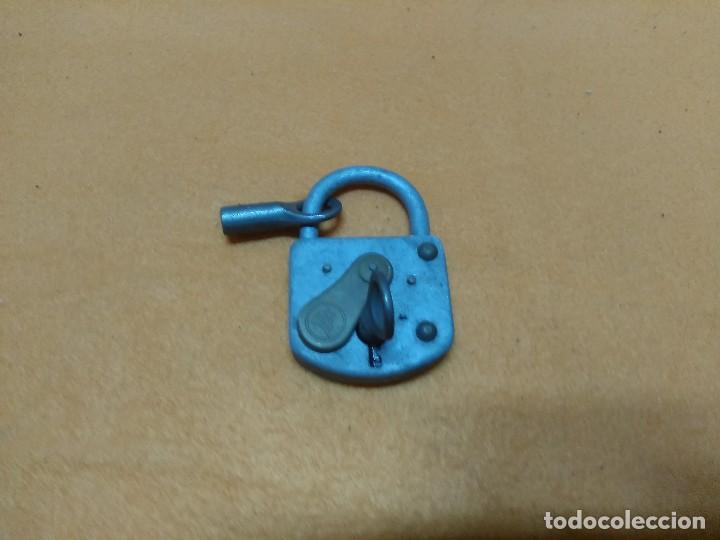 Militaria: candado militar alem&aacute;n - Foto 2