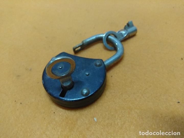Militaria: candado militar alem&aacute;n - Foto 1
