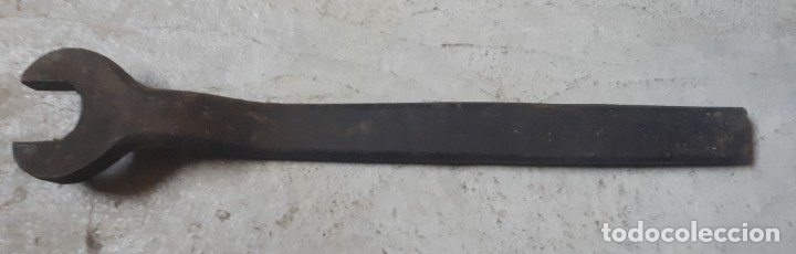 Militaria: Llave / herramienta de gran tama&ntilde;o - Foto 1