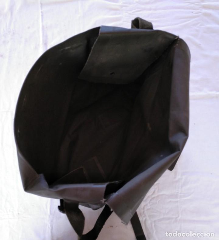 Militaria: BOLSA DE COSTADO - MORRAL DE ESPALDA, IMPERMEABLE. - Foto 4