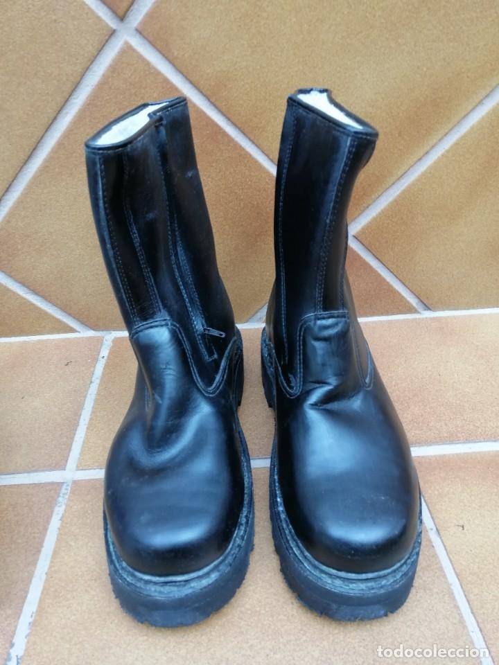 Militaria: BOTAS TIPO MILITAR NUEVAS -MARCA BUFALO - Foto 2