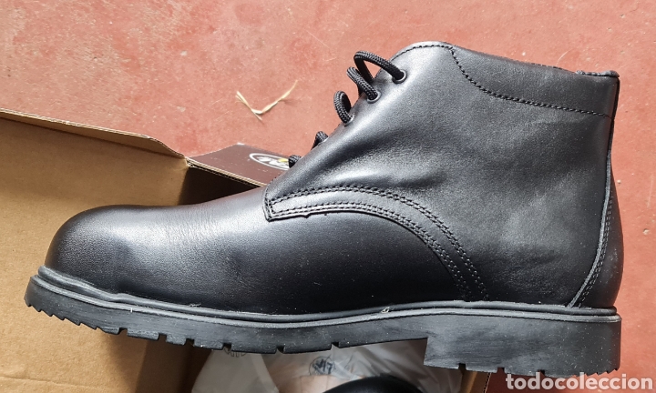 Botas de seguridad fal. talla 42. armada españo - Vendido en Subasta -  227102030