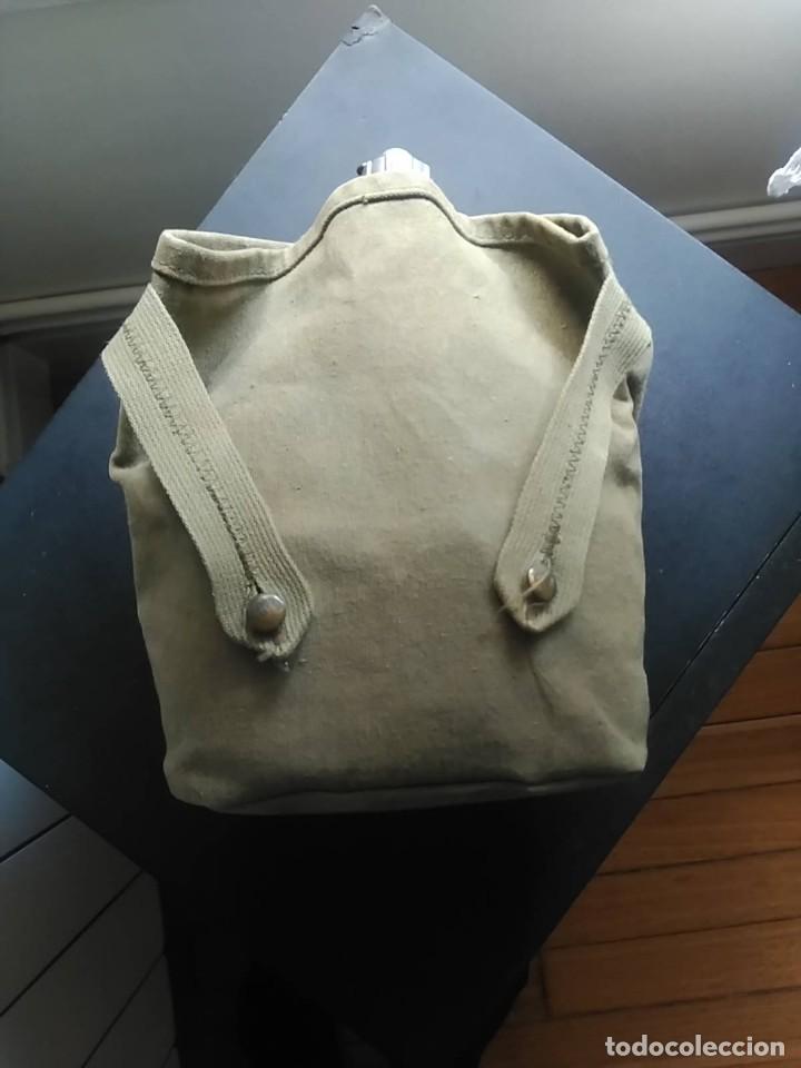 Militaria: Cantimplora de campa&ntilde;a con funda - Foto 1
