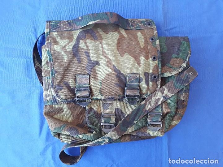 Militaria: BOLSA RI&Ntilde;ONERA DE CAMUFLAJE E.T. - Foto 1