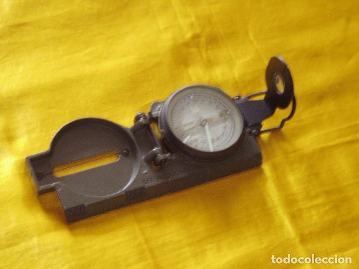 Militaria: Br&uacute;jula Militar buena - Foto 1