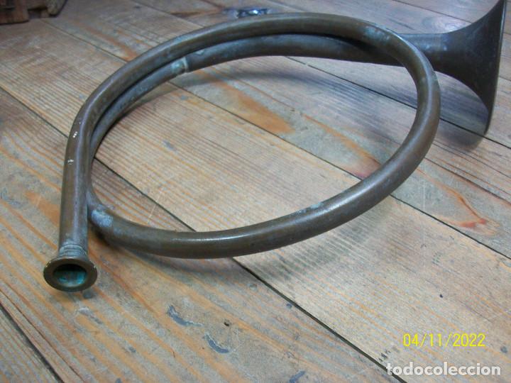 Militaria: ANTIGUO CORNETIN DE CAZA - Foto 4