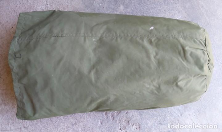Militaria: Saco de dormir con funda verde - Foto 1