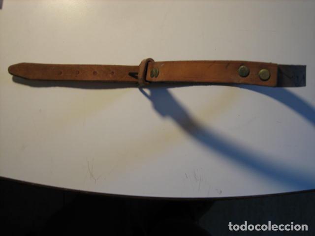 Militaria: correa cuero de 55x1,9 cm. - Foto 1