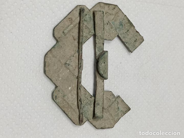 Militaria: Antigua hebilla militar - Foto 2