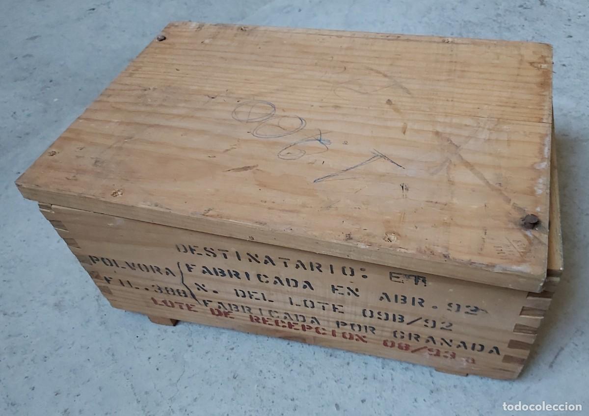 Militaria: Caja de madera, militar - Foto 1