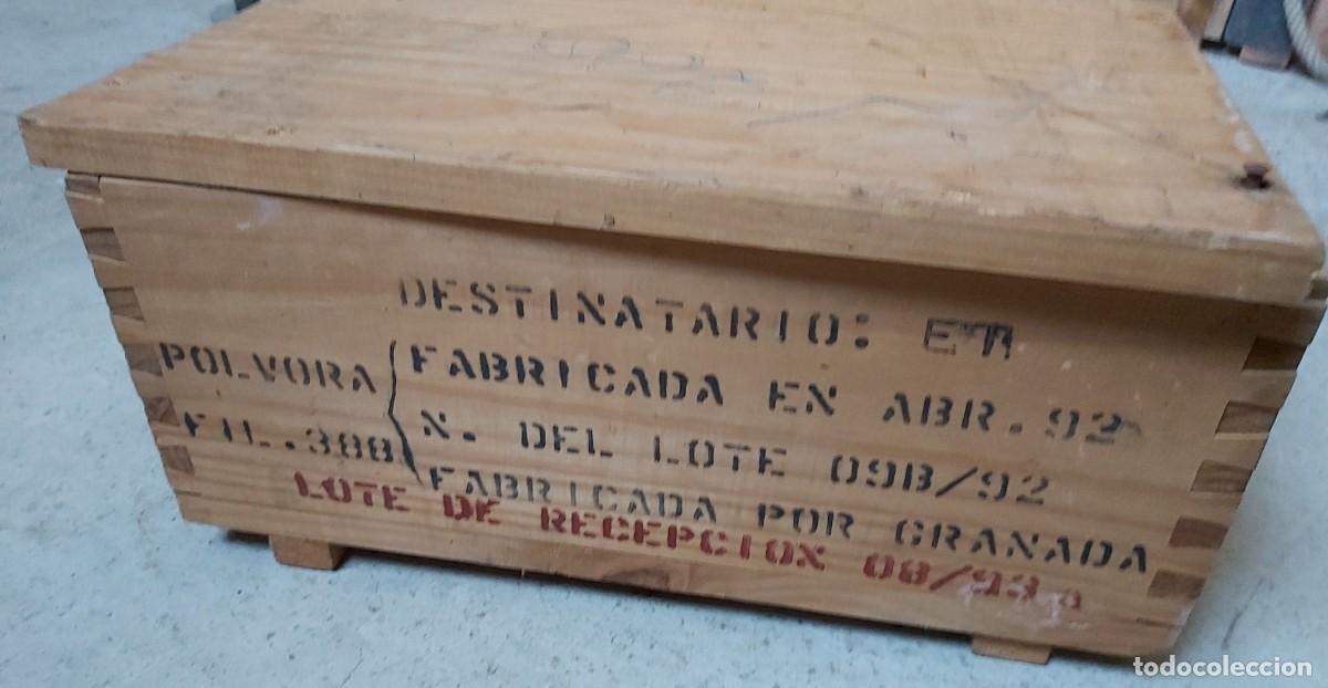 Militaria: Caja de madera, militar - Foto 2