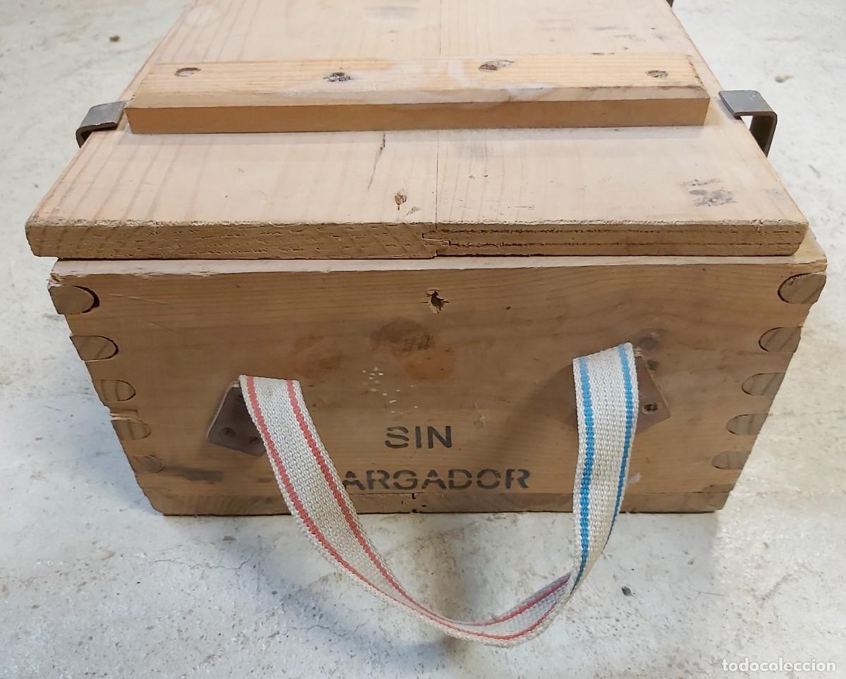 Militaria: Caja de madera, militar - Foto 3