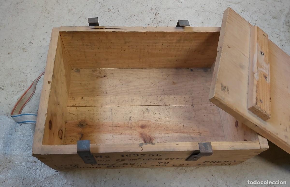 Militaria: Caja de madera, militar - Foto 5