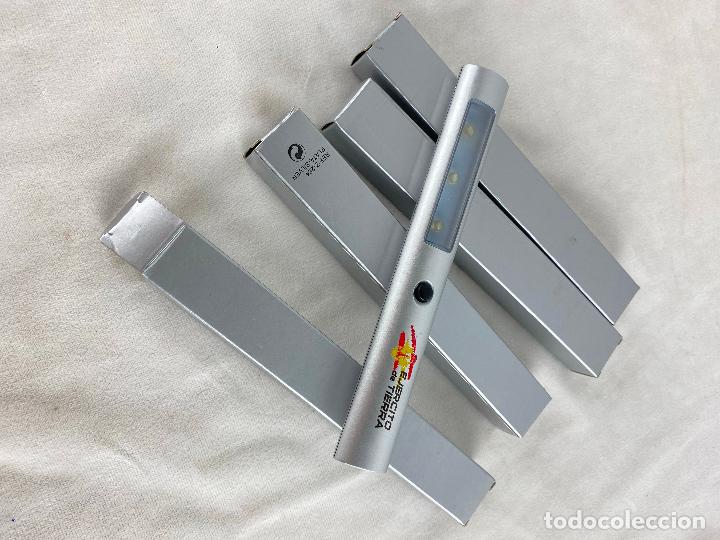Militaria: linterna ejercito de tierra funcionando - precio de una unidad - Foto 1