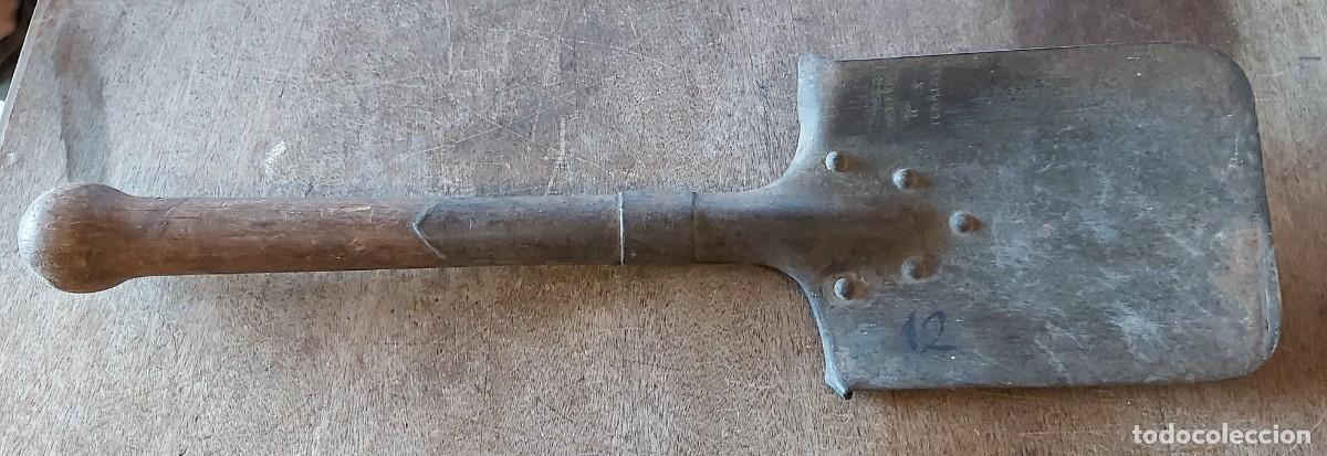 Militaria: Pala alemana con virola y marcaje - Foto 1