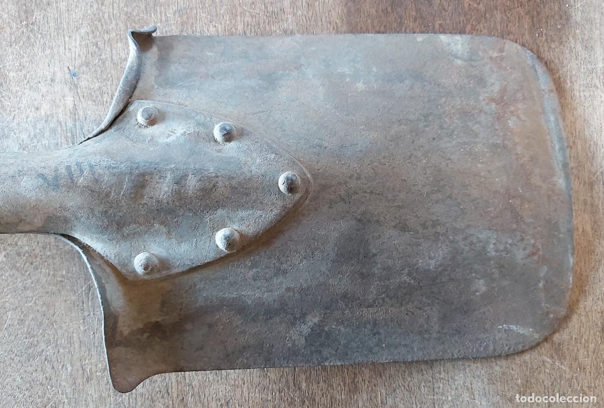 Militaria: Pala alemana con virola y marcaje - Foto 7