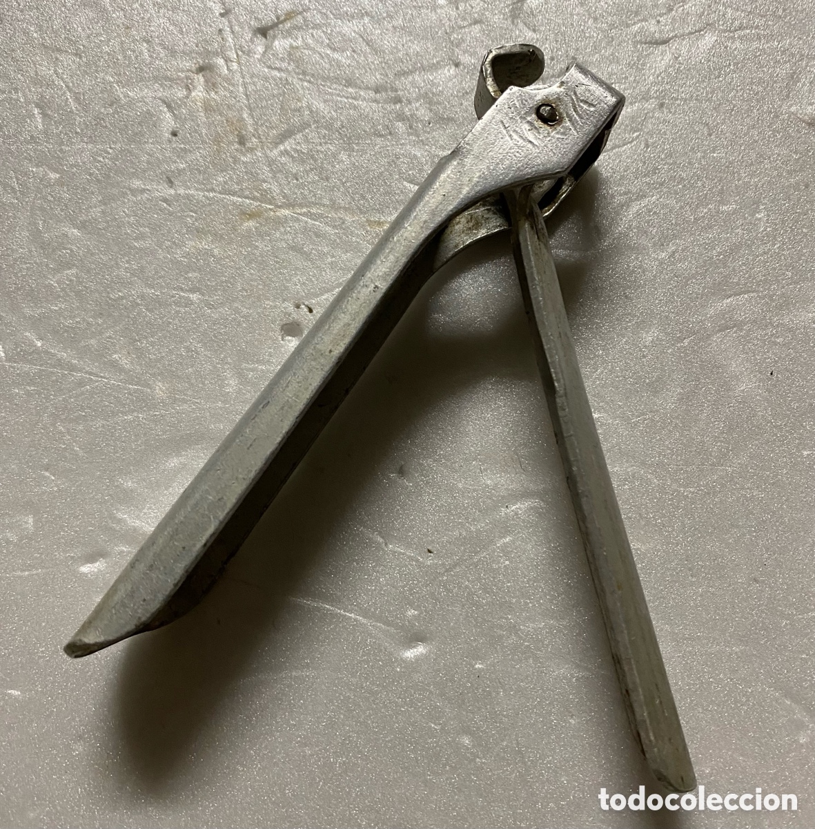 Militaria: ABRIDOR DE CAMPA&Ntilde;A MILITAR - Foto 1