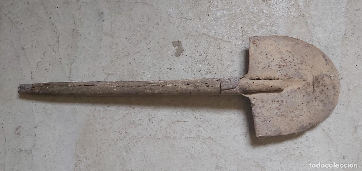 Militaria: Pala de trinchera, incompleta - Foto 2