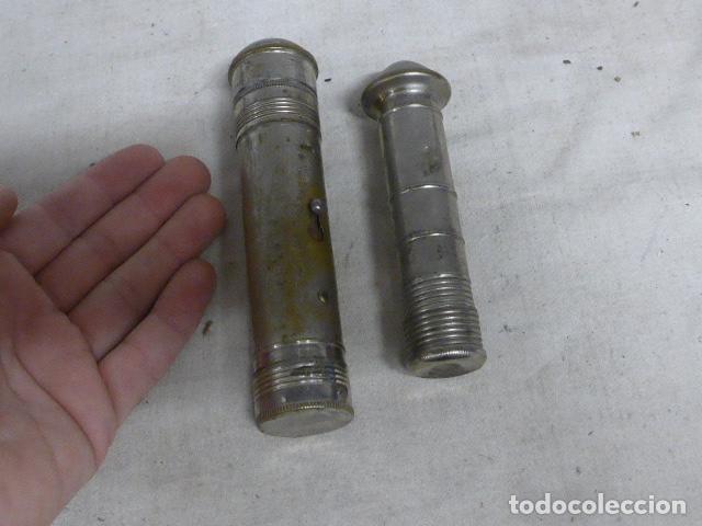 Militaria: Antiguas 2 linterna militar a identificar - Foto 2