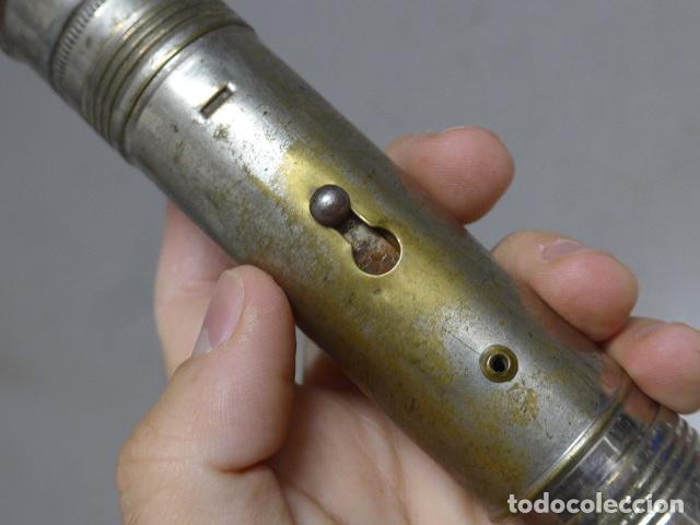 Militaria: Antiguas 2 linterna militar a identificar - Foto 8
