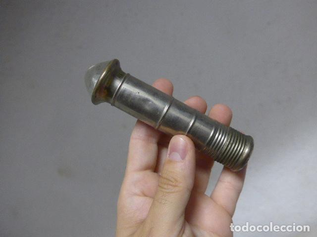 Militaria: Antiguas 2 linterna militar a identificar - Foto 9