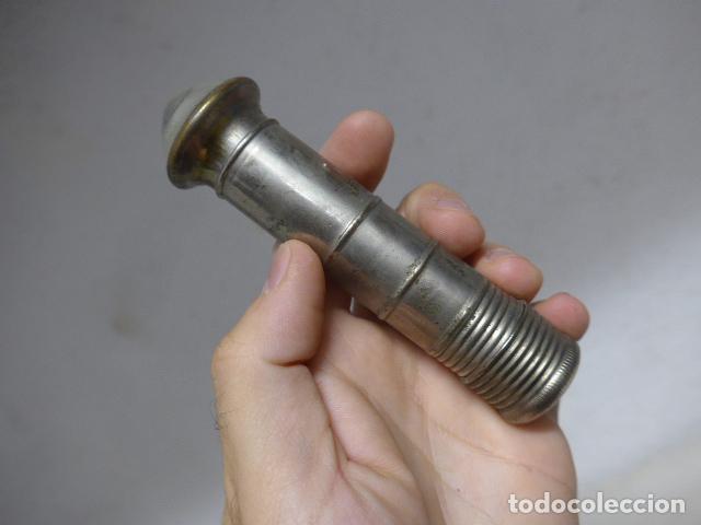 Militaria: Antiguas 2 linterna militar a identificar - Foto 12