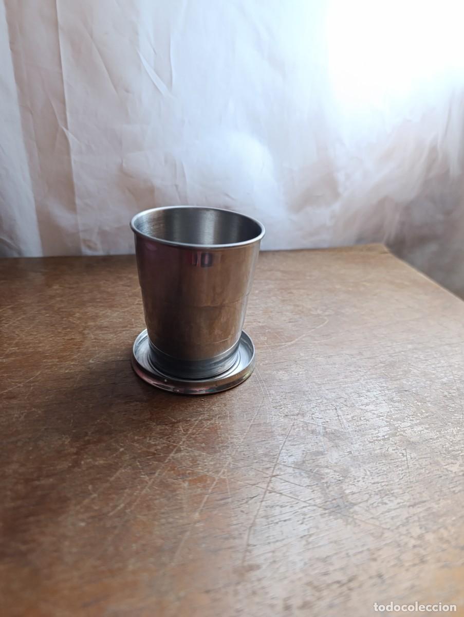 Militaria: Vaso met&aacute;lico extensible - Foto 1