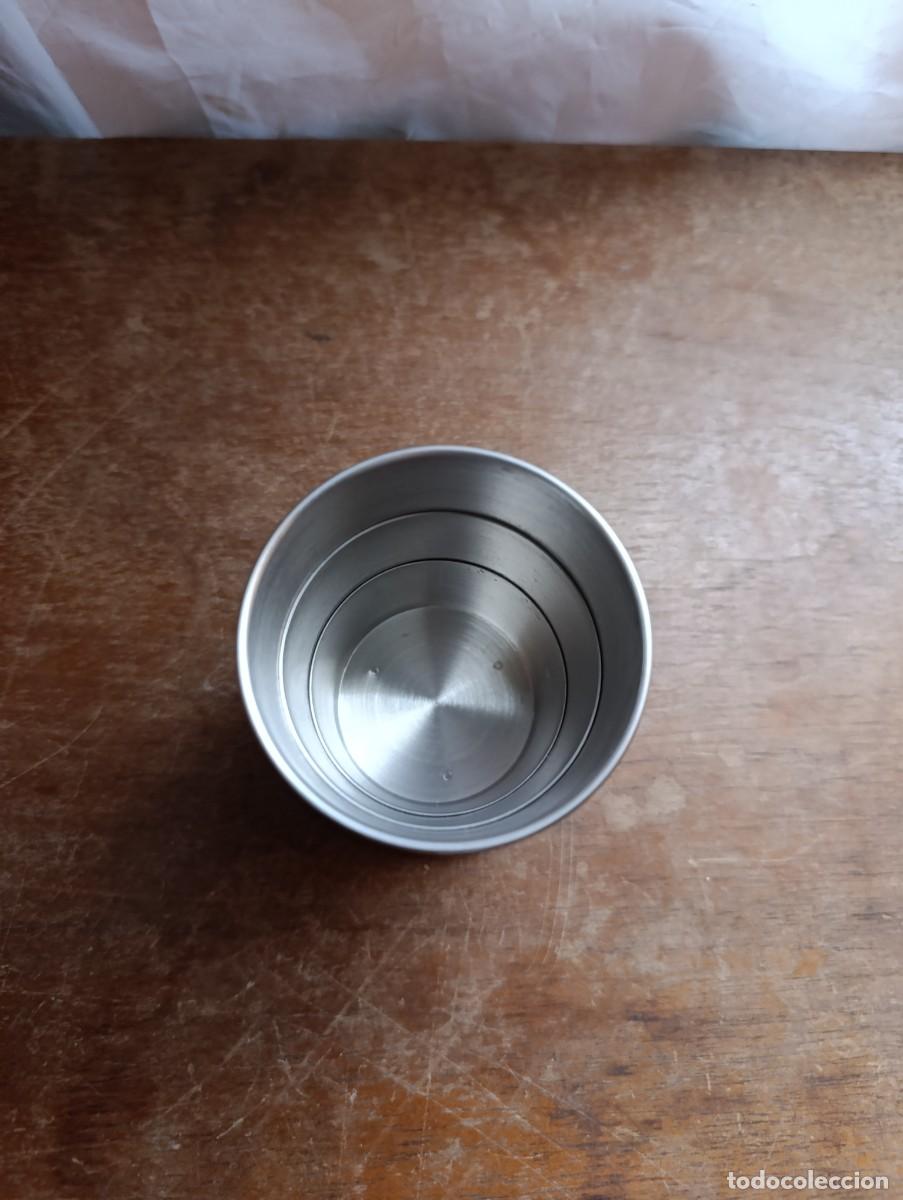 Militaria: Vaso met&aacute;lico extensible - Foto 3