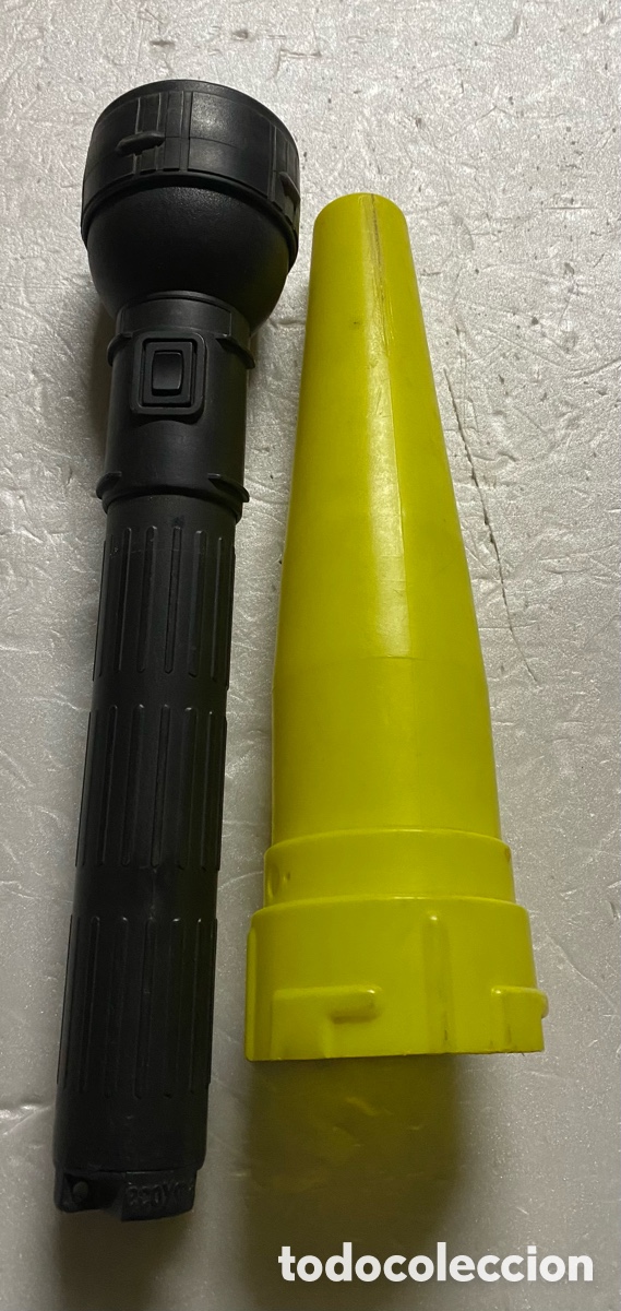 Militaria: LINTERNA POLIC&Iacute;A Y CONO ECOYMA - Foto 1