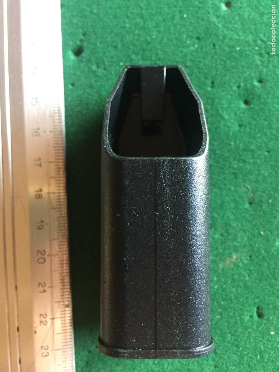 Militaria: GLOCK ACCESORIO LLENA CARGADOR - Foto 2