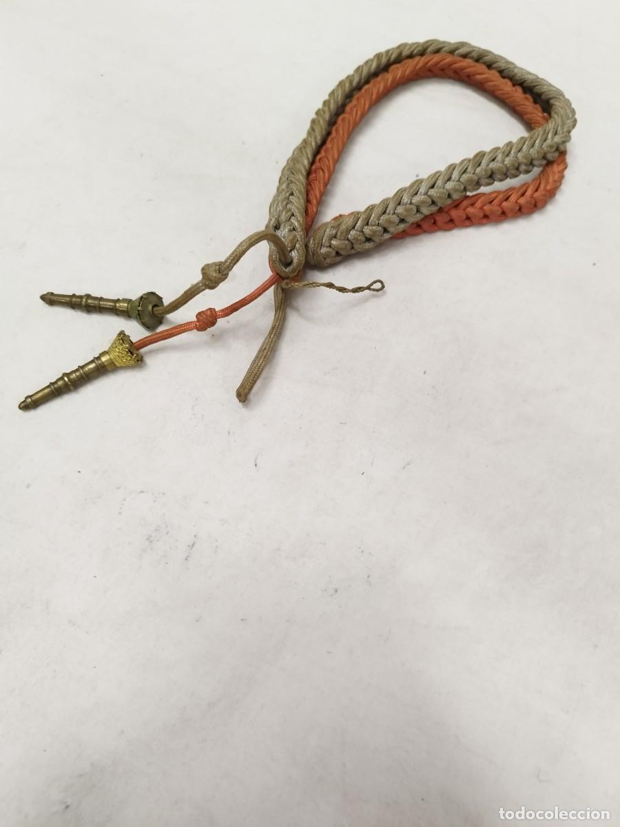 Militaria: Antiguo cord&oacute;n militar, a identificar - Foto 1