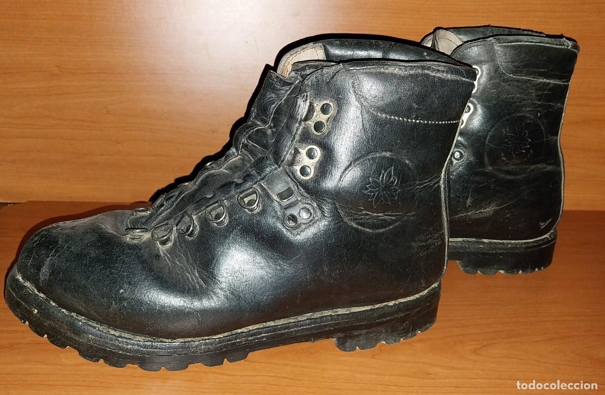 Militaria: Ej&eacute;rcito Espa&ntilde;ol. Botas de Monta&ntilde;a - Foto 4