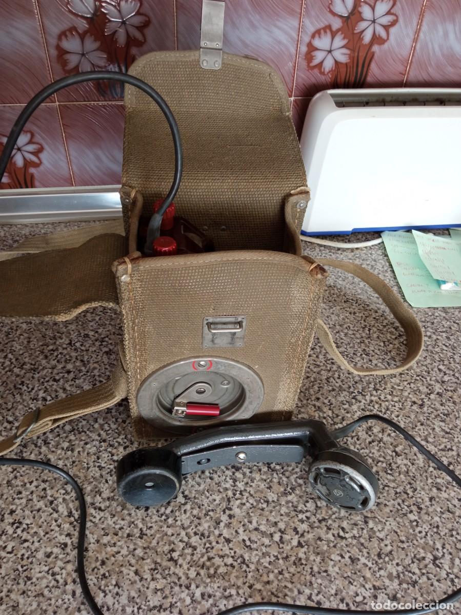 Militaria: Tel&eacute;fono militar antiguo de campa&ntilde;a FTF50 - Feldtelephone 50 del Ej&eacute;rcito Suizo.