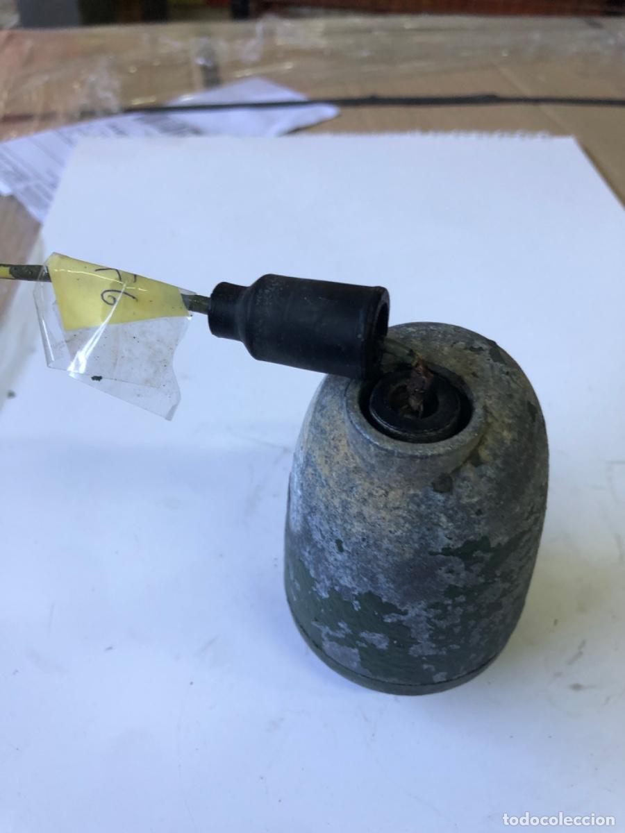 Militaria: FOCO VEH&Iacute;CULO MILITAR. LUZ REDUCIDA. - Foto 3