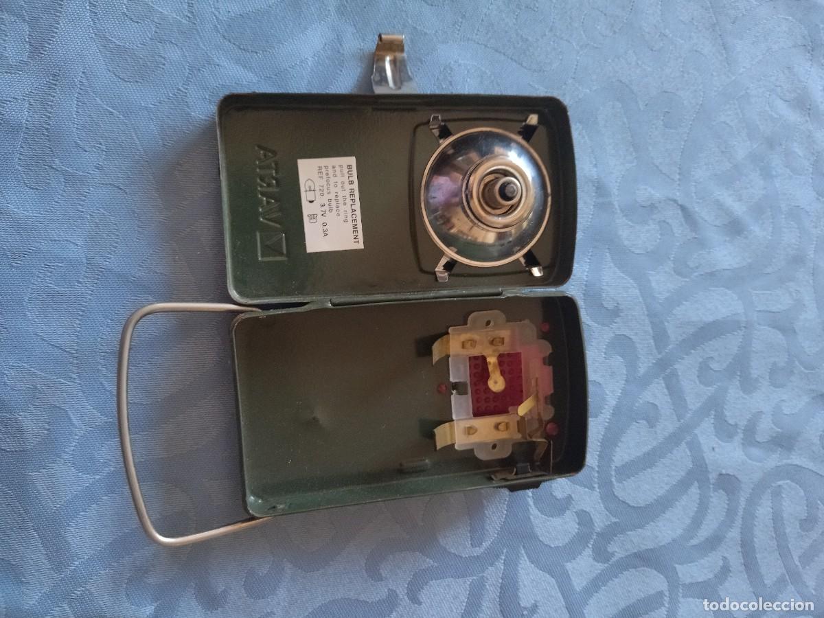 Militaria: Antigua linterna de petaca, Varta - Foto 7