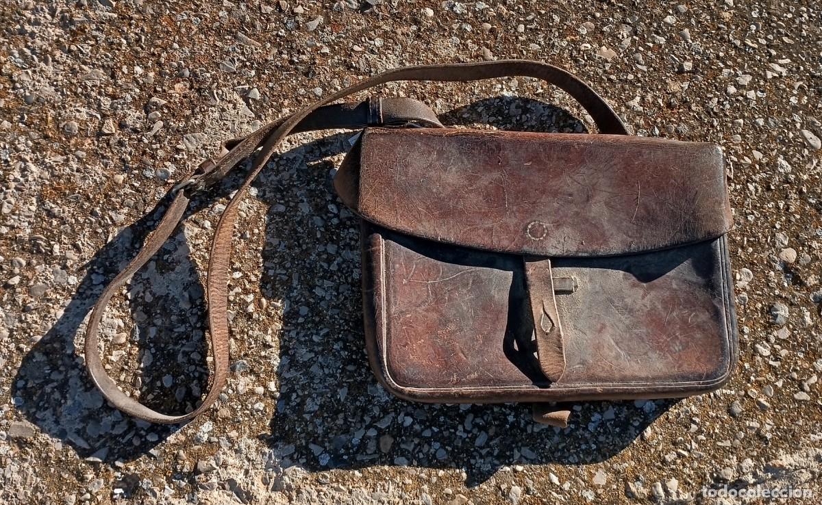 Militaria: Macuto de cuero, suizo - Foto 1