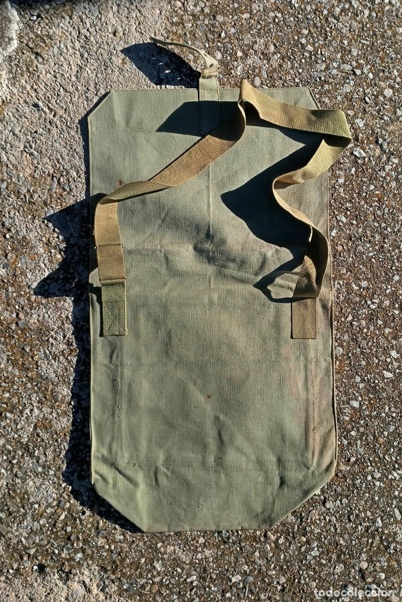 Militaria: Macuto de costado, oficial - Foto 3