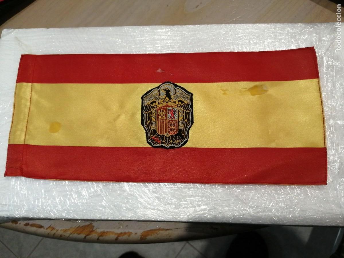 Militaria: BANDER&Iacute;N PARA COCHE OFICIAL 28 X 12 CM ORIGINAL &Eacute;POCA FRANCO JERARCA MINISTRO PARTIDO FALANGE OJE