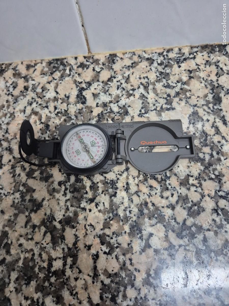 Militaria: BRUJULA. MARCA QUECHUA . - Foto 1