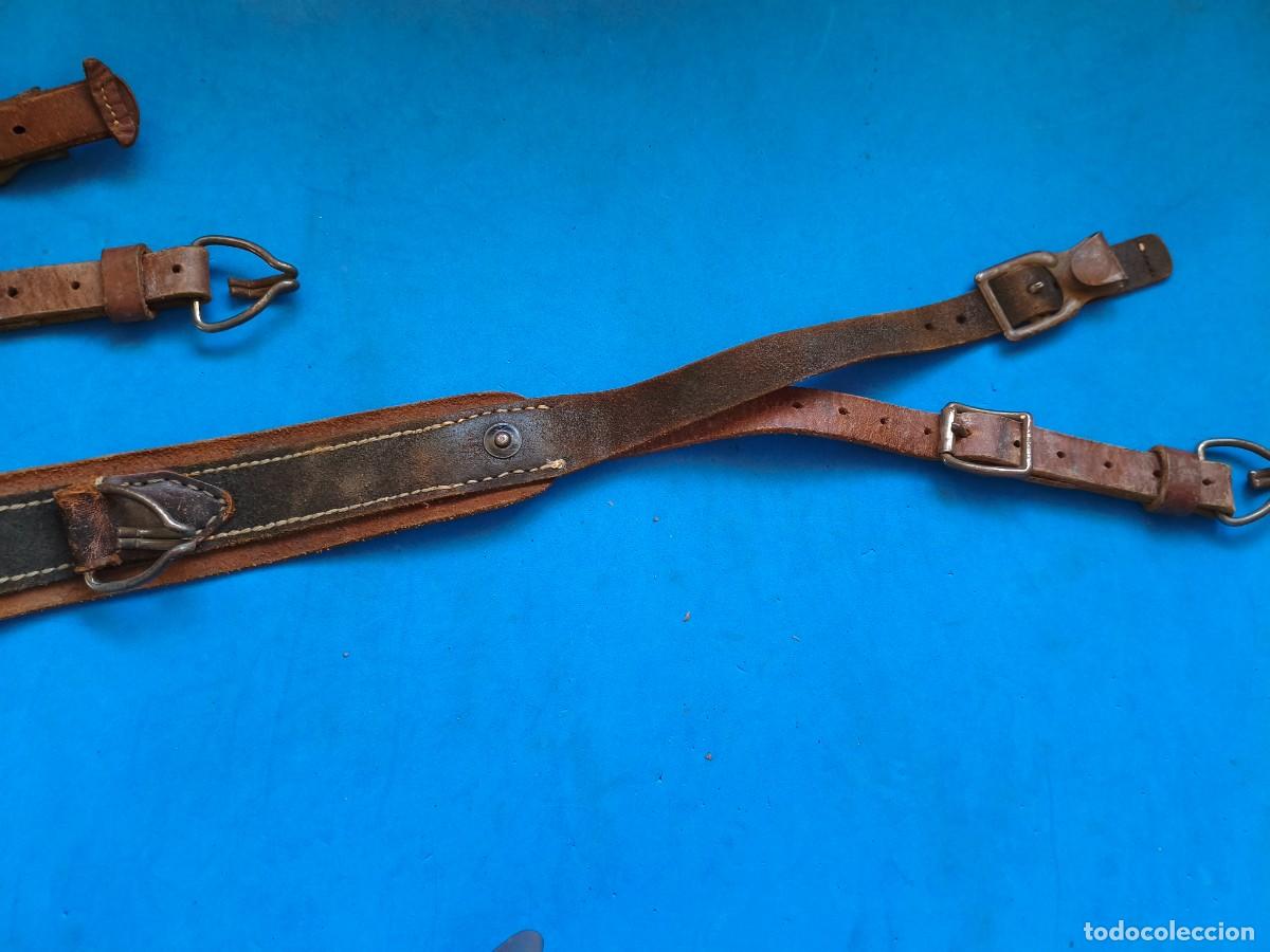 Militaria: Trinchas en Y para &iquest;cintur&oacute;n alem&aacute;n? A catalogar. - Foto 4