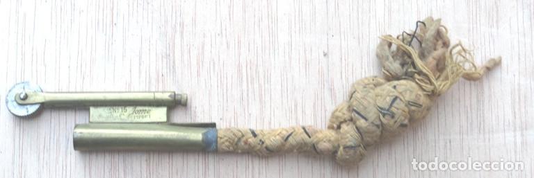 Militaria: ENCENDEDOR MILITAR DE MECHA,MARCADO ,CIA N&ordm;15
