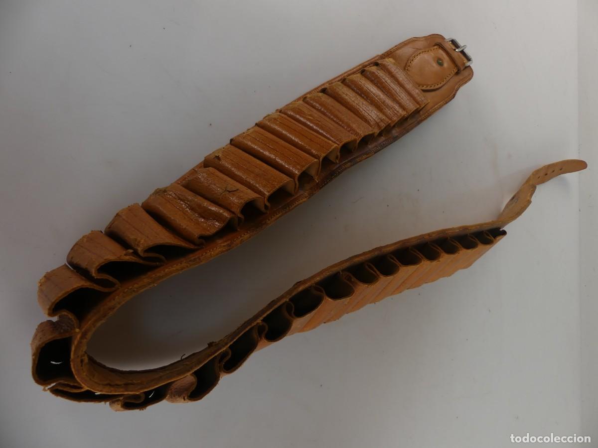 Militaria: canana cartuchera cintur&oacute;n de caza cuero
