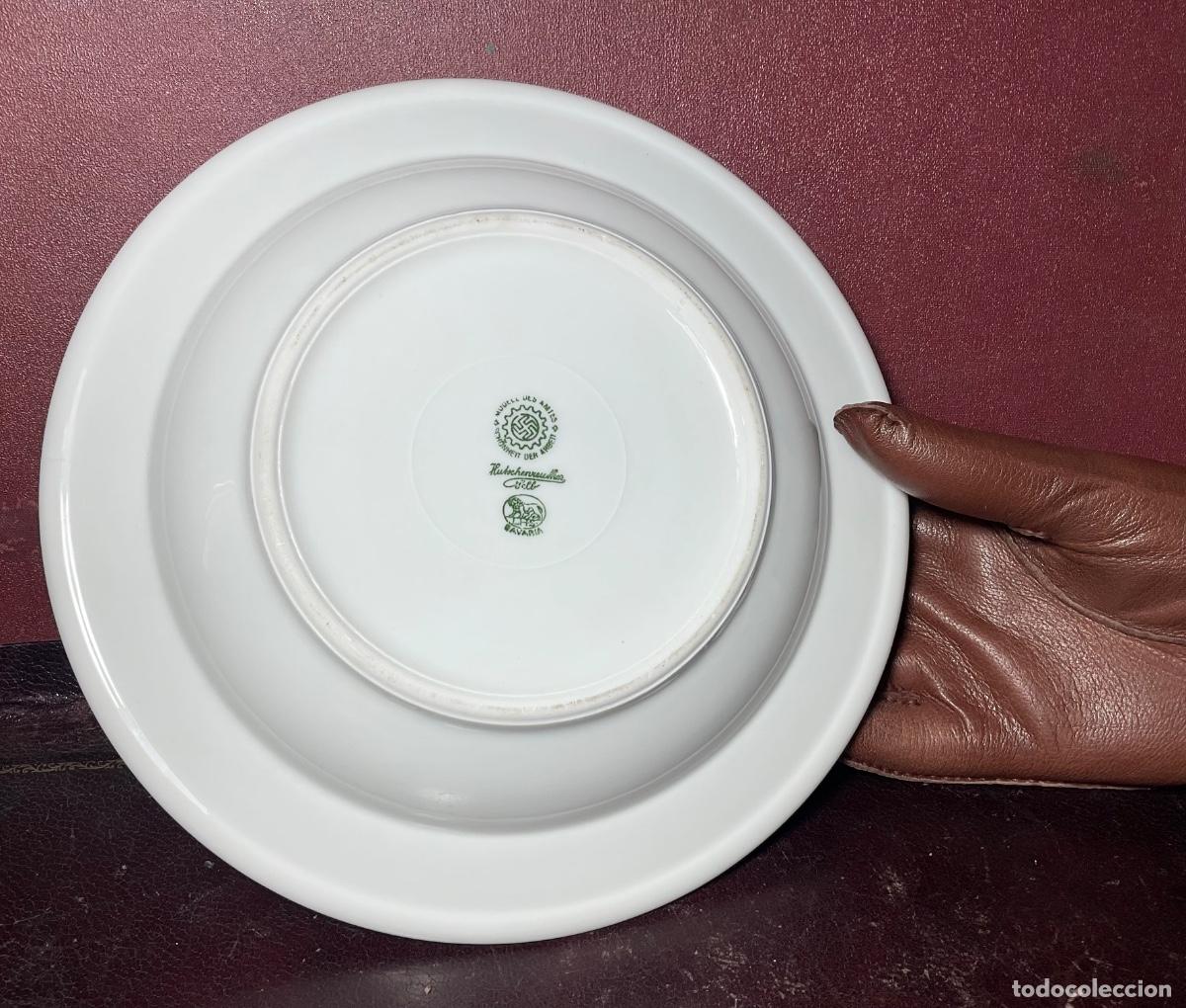 Militaria: Original plato hondo alem&aacute;n en muy buen estado . Marcajes .
