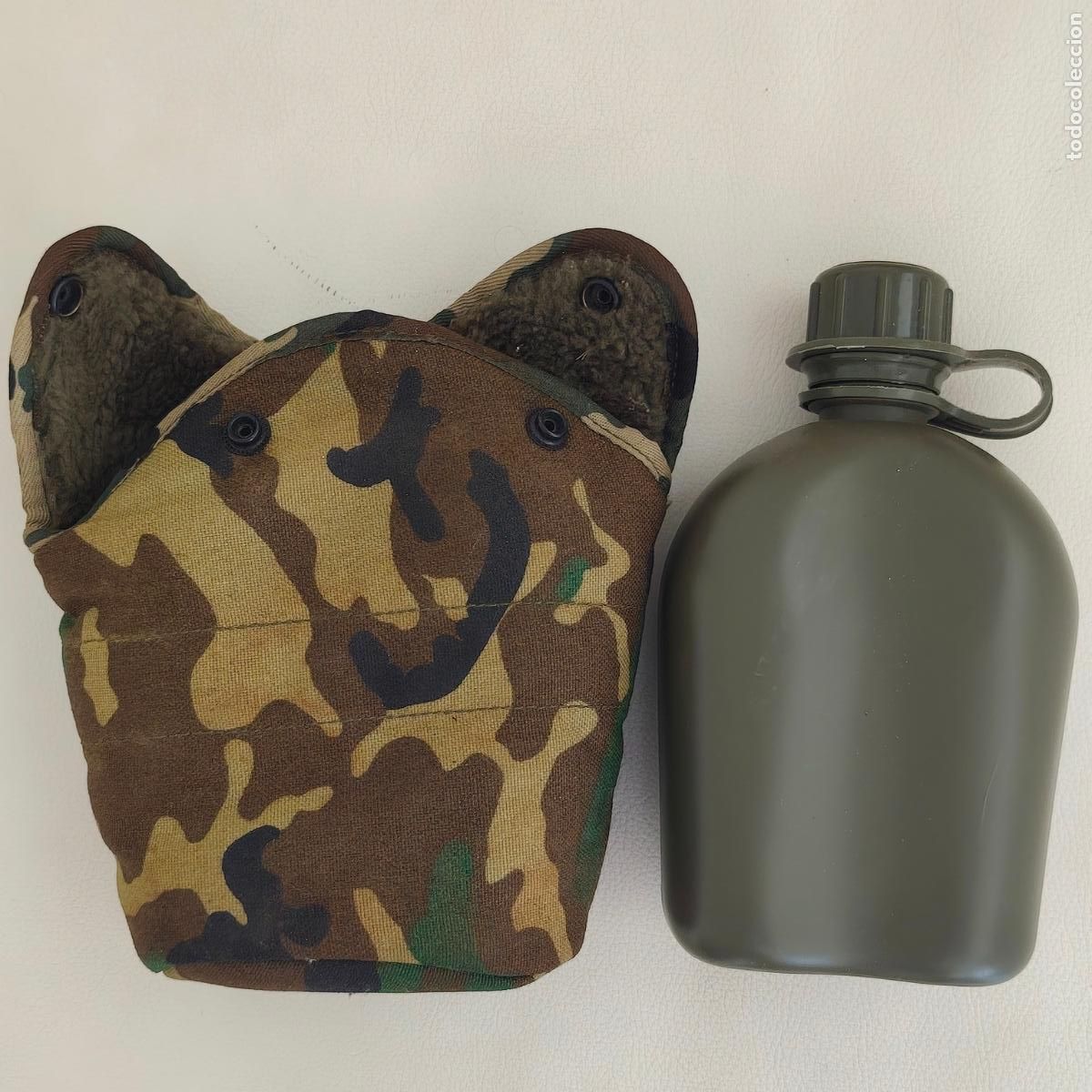 Militaria: Cantimplora militar de camuflaje confunda made in Spain ej&eacute;rcito