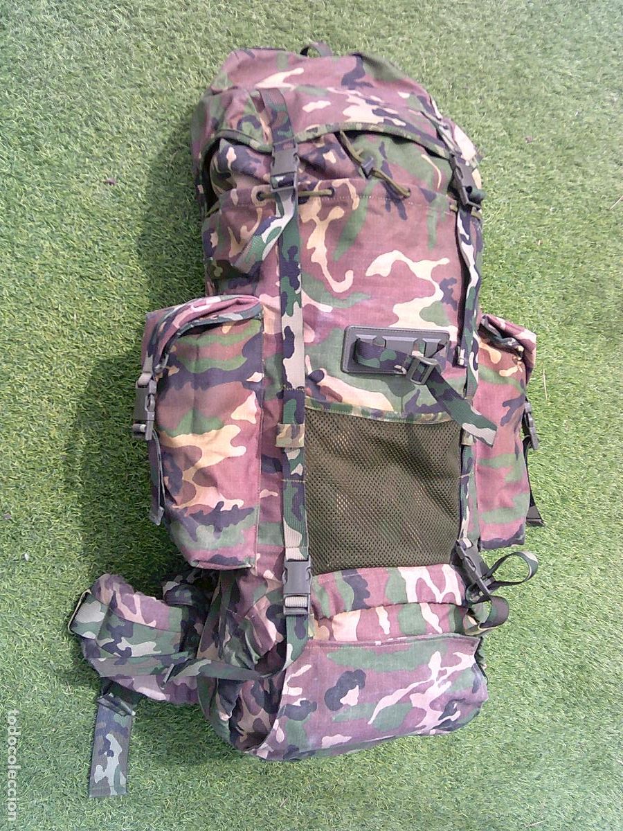 Militaria: Mochila grande ej&eacute;rcito espa&ntilde;ol boscoso Con protector de lluvia